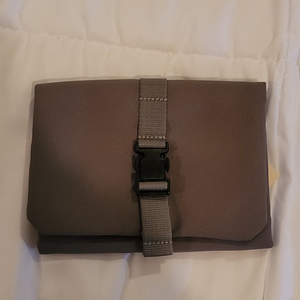 Muji travel hanging case